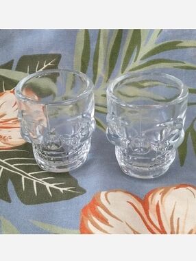 2 Tiki Skeleton Sugar Skull Halloween Glass Shot Glasses Skeleton NEW
